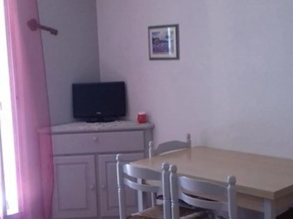 Charmant Studio Climatise En Rez-De-Jardin, Proche Plage, Avec Garage Prive A Cavalaire-Sur-Mer - Fr-1-226B-116